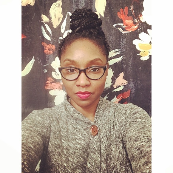 Meet your Posher, Tia - Picture 1 of 1